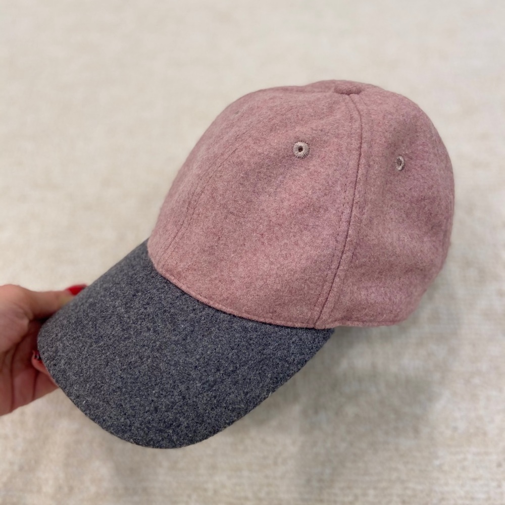 Abercrombie & Fitch Hat
